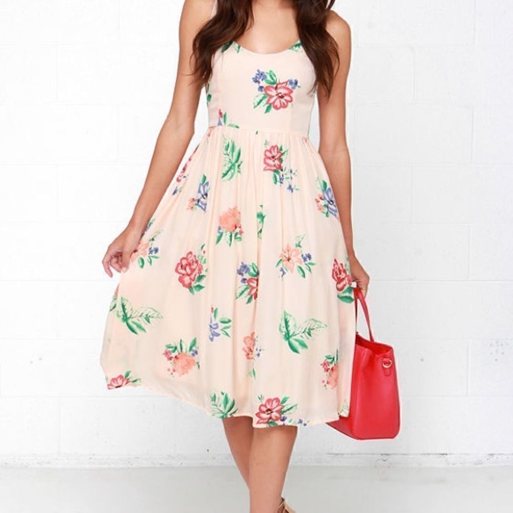 BB Dakota Heleen Peach Floral Print Midi Dress